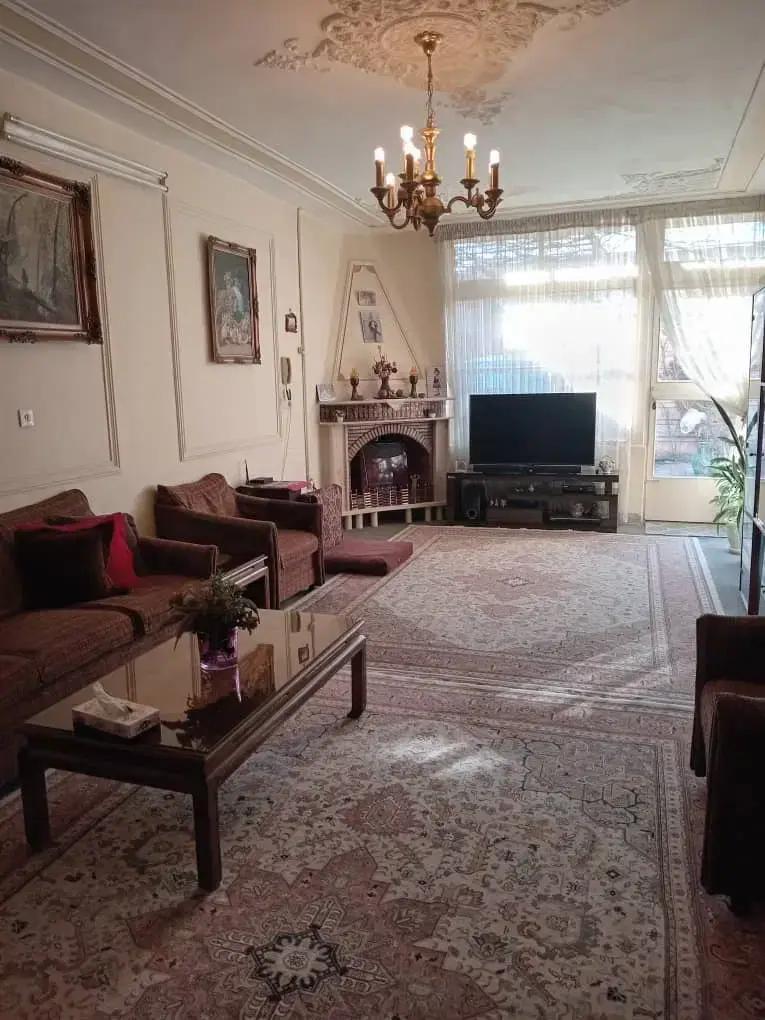 خانه کلنگی 171 متری در کشاورزی